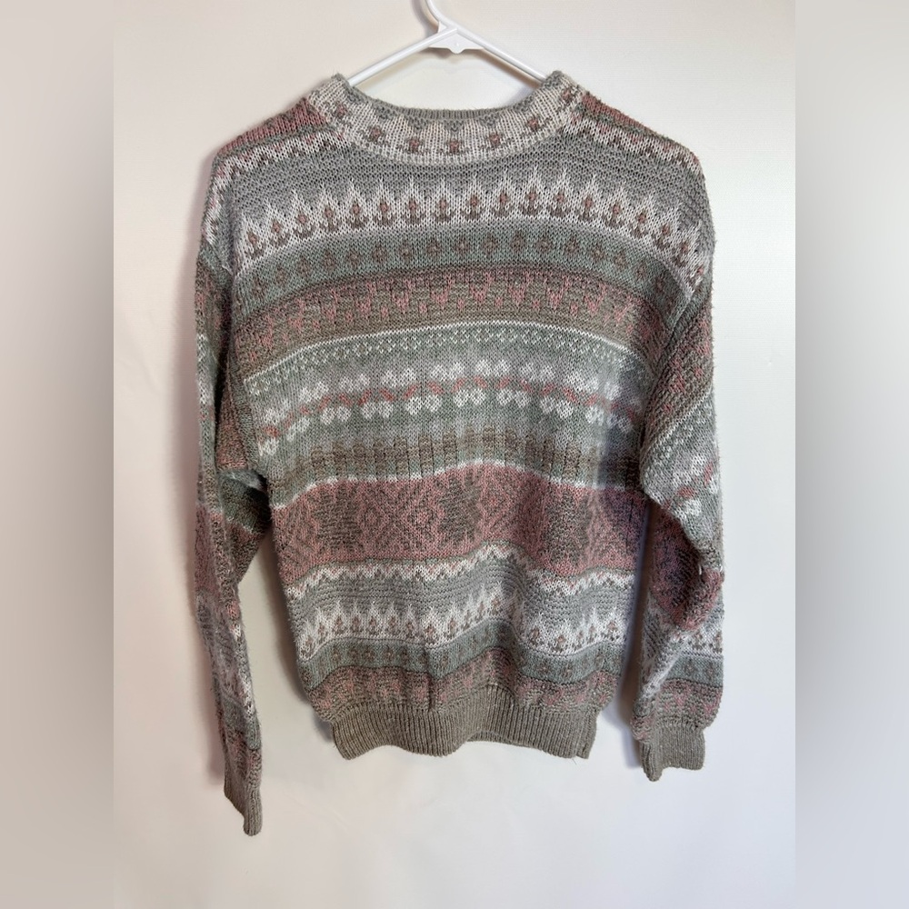 Jantzen Classics Vintage Gray and Pink Crewneck Sweater‎